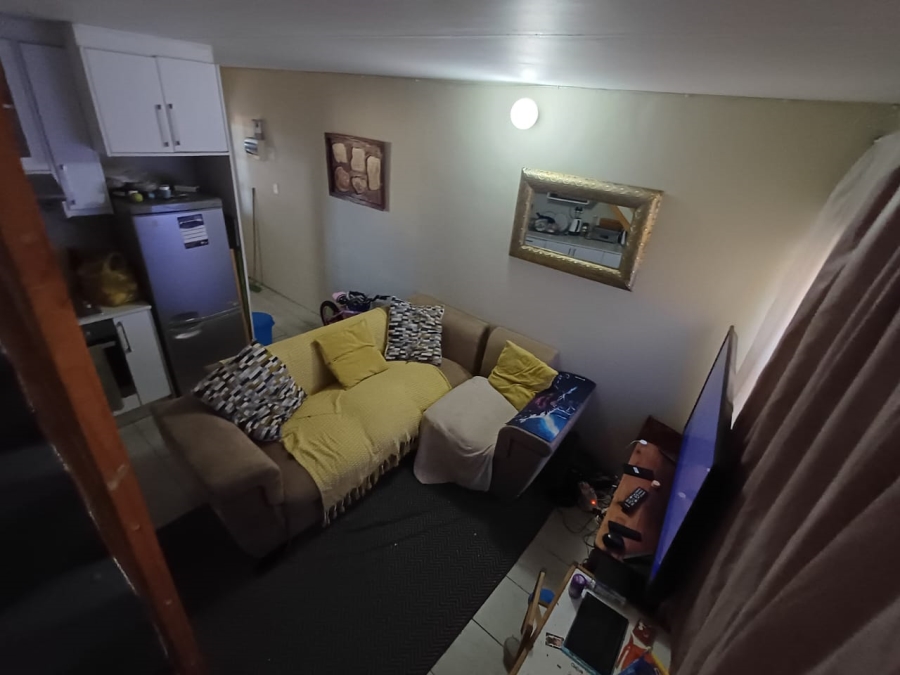 2 Bedroom Property for Sale in Delft Western Cape